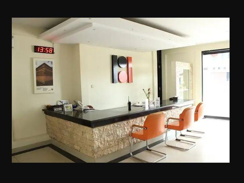 Pundi Rejeki Hotel Jambi Exterior foto